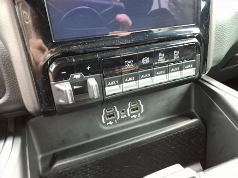 Used 2020 RAM 2500 Laramie image 25