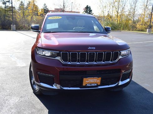 Certified 2023 Jeep Grand Cherokee L Limited w/ Luxury Tech Group II image 2