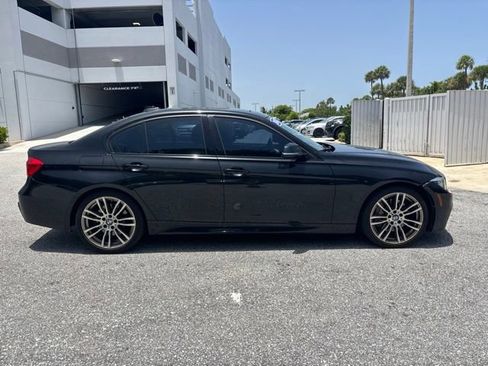 Used 2018 BMW 340i Sedan w/ Premium Package RWD image 2