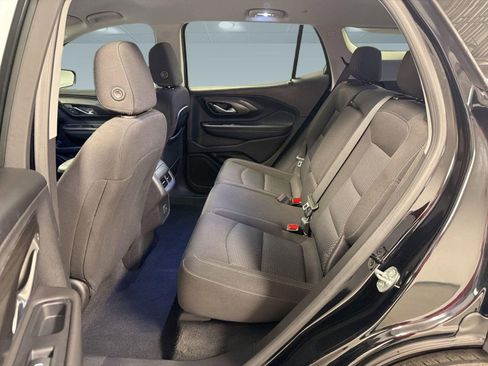 Used 2023 GMC Terrain SLE w/ Driver Convenience Package FWD image 13