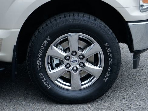 Used 2018 Ford F150 XLT w/ Equipment Group 302A Luxury AWD/4WD image 41