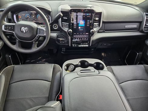 Used 2026 RAM 2500 Laramie AWD/4WD image 10