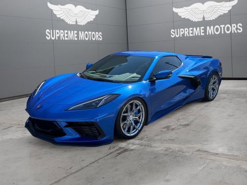 Used 2020 Chevrolet Corvette Stingray Convertible w/ Z51 Performance Package image 9