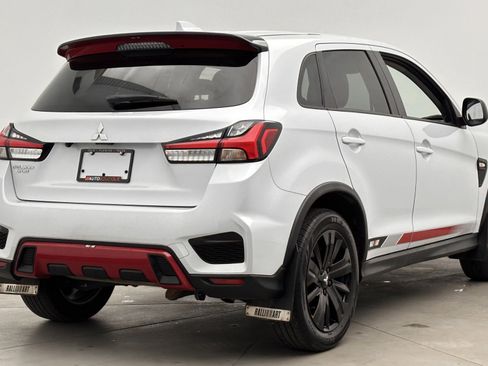 Used 2023 Mitsubishi Outlander Sport LE image 7