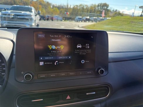 Used 2023 Hyundai Kona SEL image 17