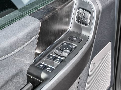 New 2026 Ford F350 Lariat w/ Black Appearance Package image 24