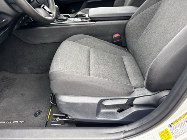Used 2026 Toyota Camry LE FWD image 20