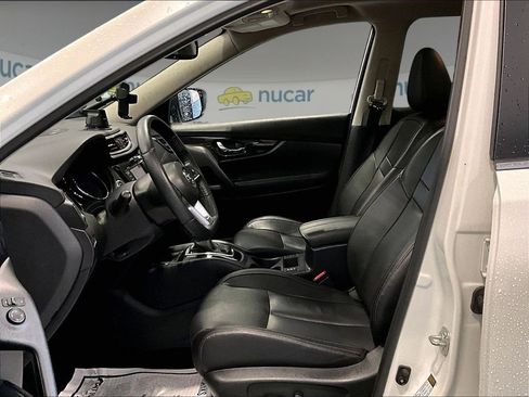 Used 2020 Nissan Rogue SL w/ Premium Package AWD/4WD image 11