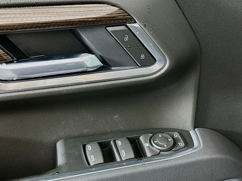 New 2026 Chevrolet Silverado 1500 RST w/ Dark Appearance Package image 20