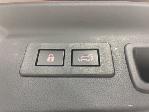Used 2026 Subaru Forester Premium AWD/4WD image 36
