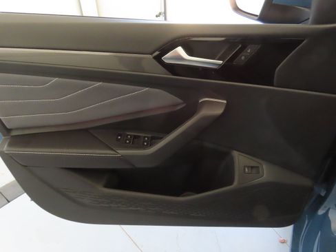 New 2026 Volkswagen Jetta SEL FWD image 10