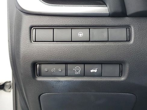 Certified 2023 Nissan Rogue SV w/ SV Premium B Package image 9