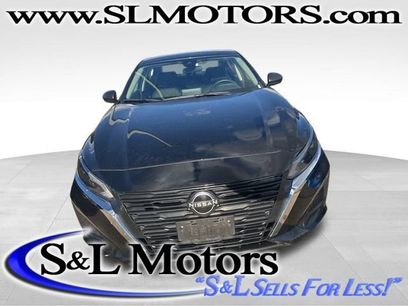 Used 2024 Nissan Altima 2.5 SV