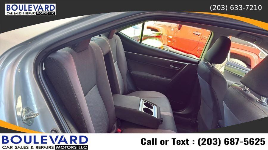 Used 2019 Toyota Corolla LE FWD image 31