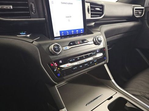 Used 2020 Ford Explorer ST w/ ST Street Pack image 31