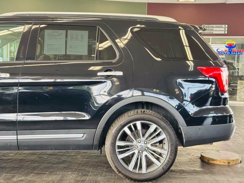 Used 2017 Ford Explorer Platinum AWD/4WD image 14