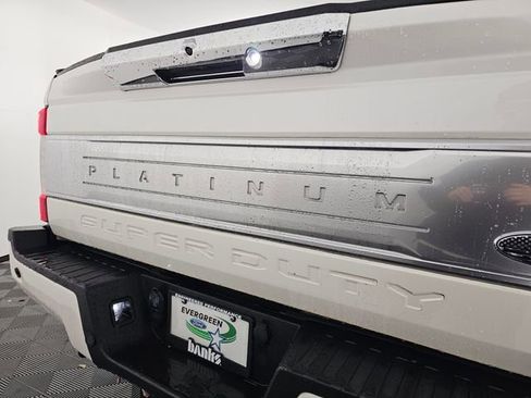 Used 2017 Ford F350 Platinum w/ Platinum Ultimate Package image 20