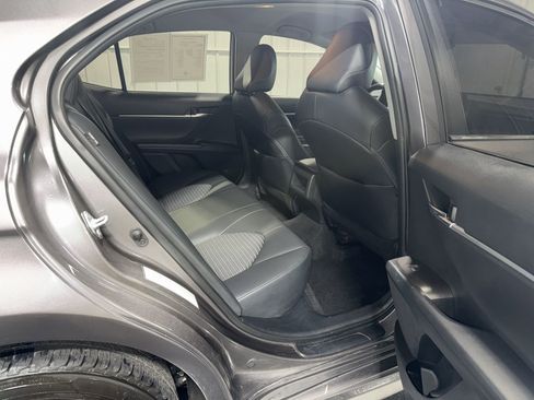 Used 2023 Toyota Camry SE FWD image 12