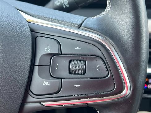 Used 2025 Buick Encore GX Avenir w/ Avenir Technology Package AWD/4WD image 14