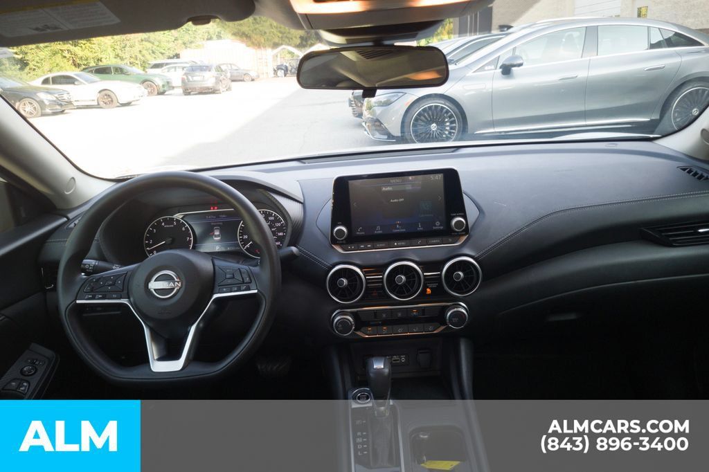 Used 2024 Nissan Sentra SV FWD image 20