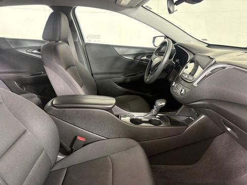 Used 2024 Chevrolet Malibu LT FWD image 14