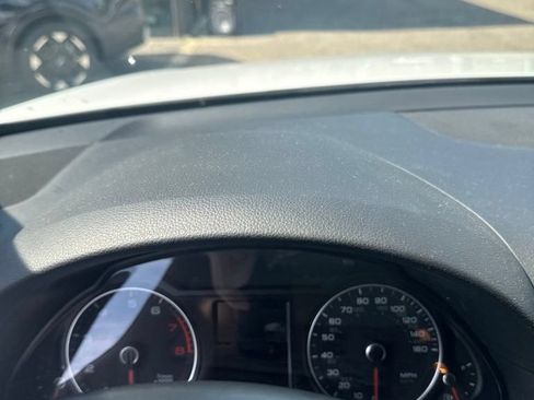 Used 2017 Audi Q5 2.0T Premium w/ Audi MMI Navigation Plus AWD/4WD image 13