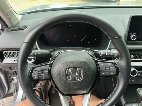 Used 2024 Honda Civic EX-L image 19