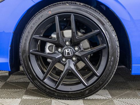 Used 2025 Honda Civic Sport image 47