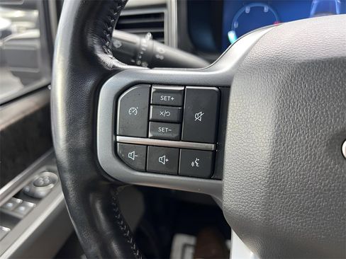 Used 2023 Ford F350 Lariat w/ Chrome Package image 35