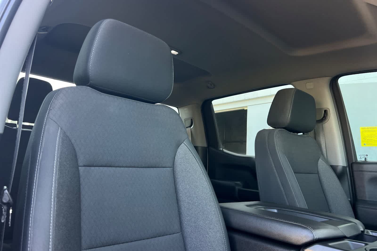 Used 2020 Chevrolet Silverado 1500 LT w/ Texas Edition RWD image 17