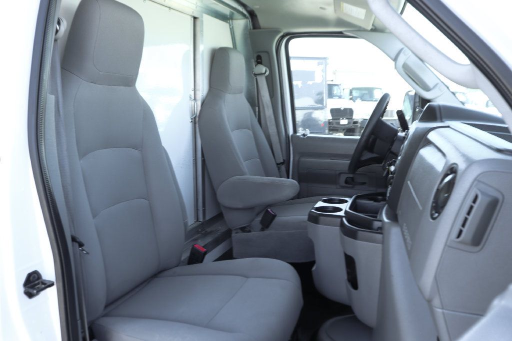 Used 2024 Ford E-450 and Econoline 450 Super Duty w/ Power Windows & Locks Group RWD image 31