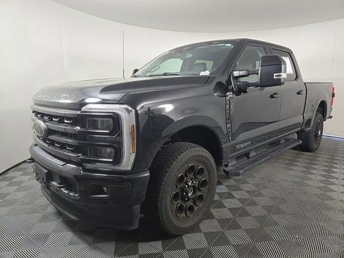 Used 2024 Ford F250 Lariat w/ Lariat Ultimate Package AWD/4WD image 2