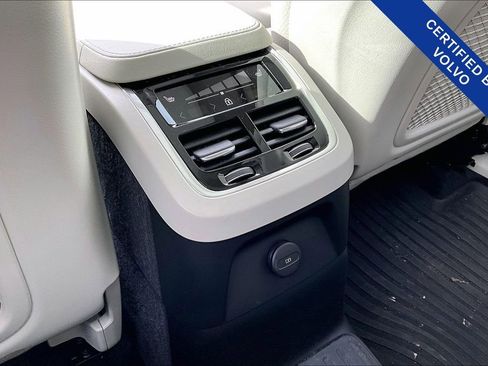 Used 2025 Volvo XC90 T8 Plus w/ Protection Package Premier image 30