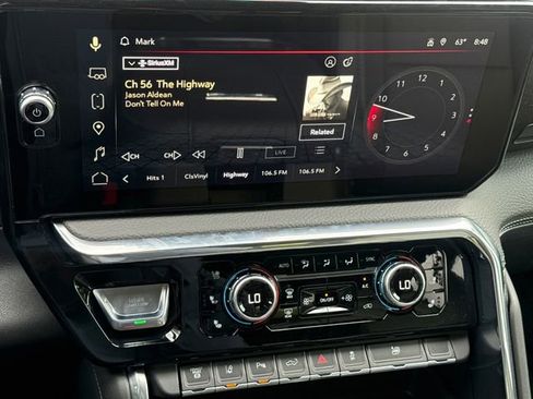 Used 2026 GMC Sierra 3500 Denali w/ Technology Package AWD/4WD image 25