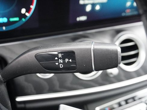 Used 2022 Mercedes-Benz E 450 4MATIC Sedan image 53