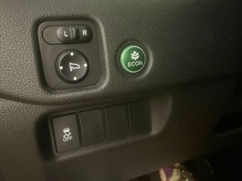 Used 2017 Honda Pilot EX-L image 39