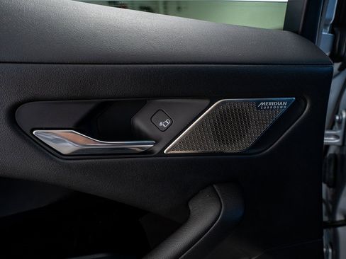 Used 2020 Jaguar I-PACE S image 55