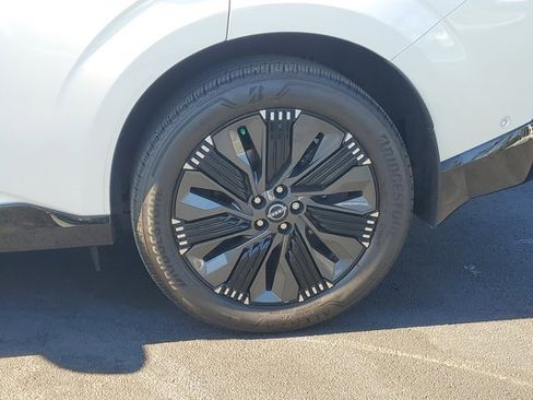 Used 2025 Nissan Murano Platinum w/ Cargo Package image 10