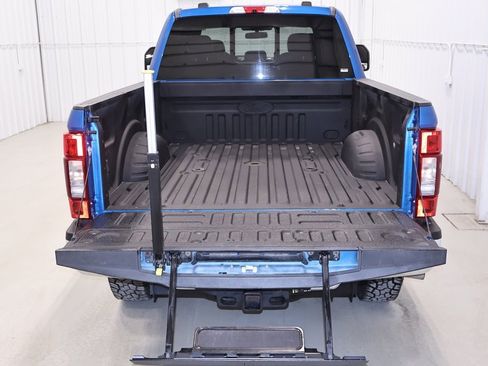 Certified 2020 Ford F350 Lariat w/ Tremor Off-Road Package image 39