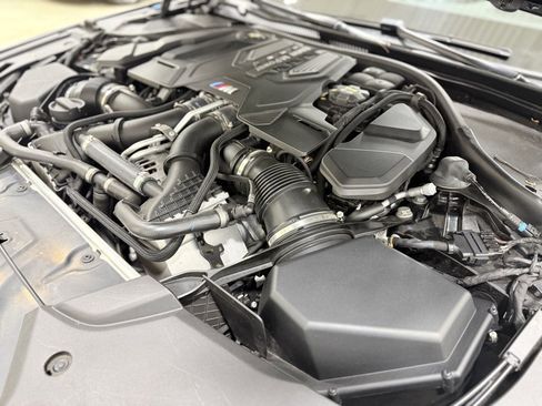 Used 2023 BMW M5 image 46