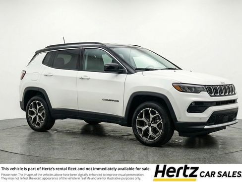 Used 2025 Jeep Compass Limited image 1