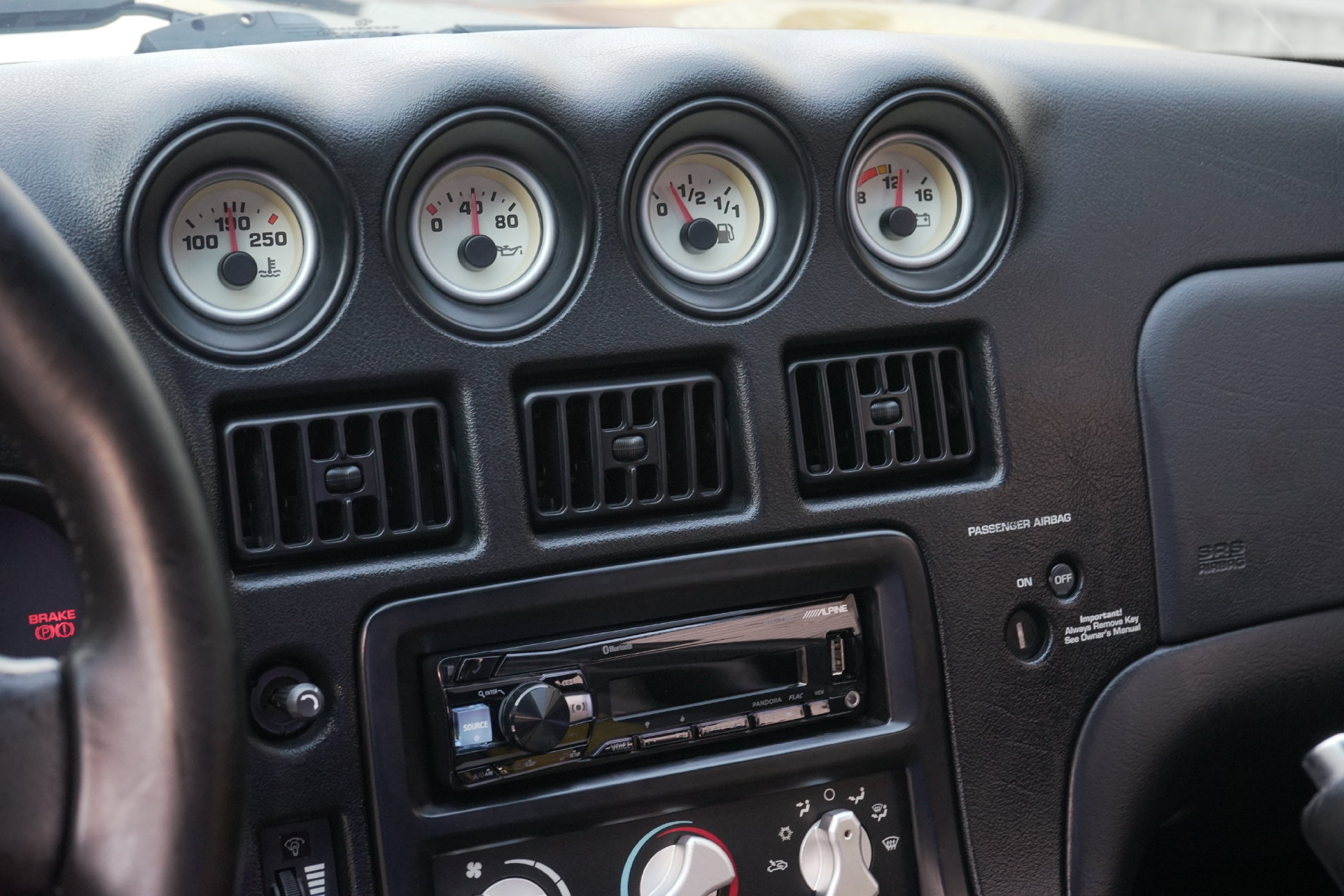 Used 2001 Dodge Viper GTS RWD image 7
