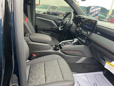 Used 2025 Chevrolet Colorado Z71 image 26