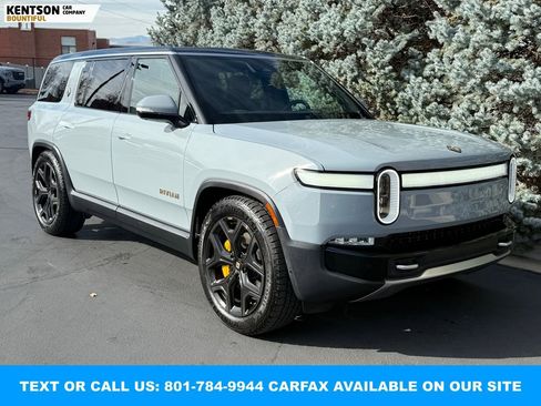 Used 2022 Rivian R1S Launch Edition image 13