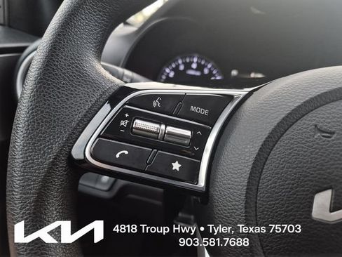 Certified 2023 Kia Forte LXS w/ LXS Technology Package FWD image 23