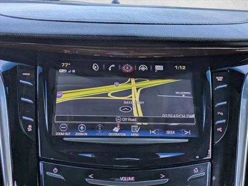 Used 2018 Cadillac Escalade ESV Premium Luxury image 15