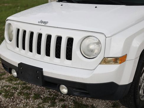 Used 2014 Jeep Patriot Sport FWD image 24