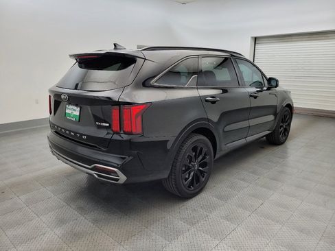 Used 2021 Kia Sorento SX FWD image 9