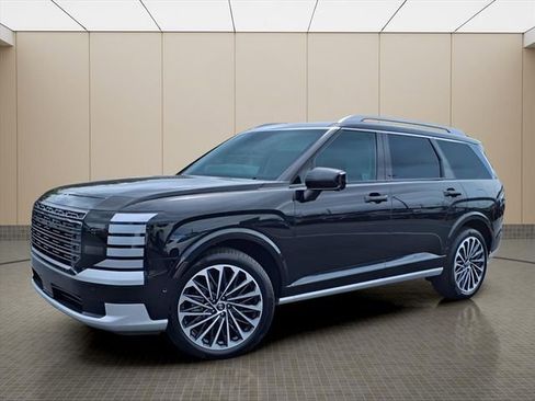 New 2026 Hyundai Palisade Calligraphy FWD image 2