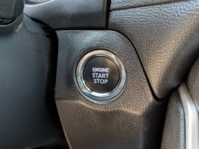 Used 2023 Toyota RAV4 XLE FWD image 20